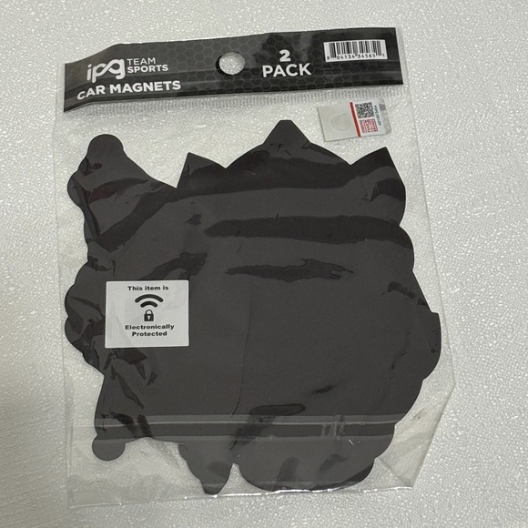 Arkansas Razorbacks Fan Lot – Lanyard, Keychain, Car Magnets, Emblem, Face Mask - Picture 8 of 11